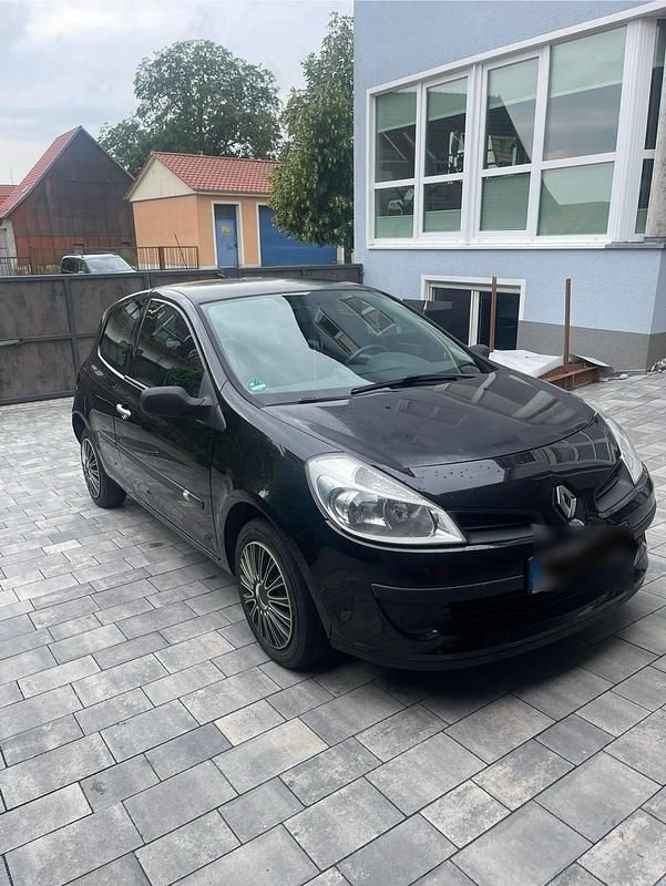 Gebraucht Renault Clio II 75 PS (55 kW) 2007 Schwarz Kleinwagen