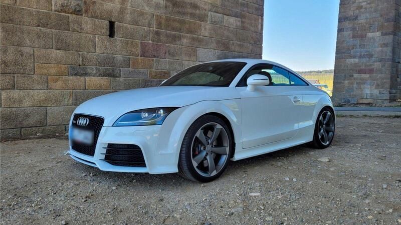 Weiß Gebraucht 2010 Audi TT RS Sport Coupé | 31.900 € (Fairer Preis) - Bild 1/4