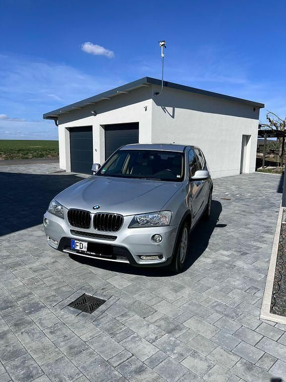Gebraucht BMW X3 184 PS (135 kW) 2011 Silber SUV