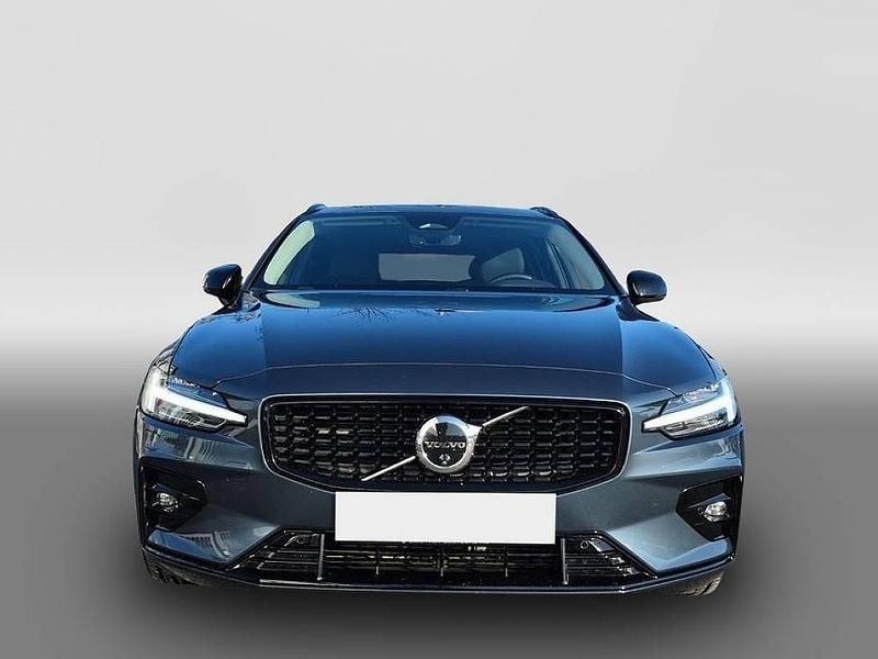 Gebraucht Volvo V60 Plus 197 PS (144 kW) 2025 Blau Kombi