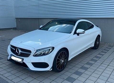 Gebraucht Mercedes C250 AMG line 211 PS (155 kW) 2016 Weiß Coupé