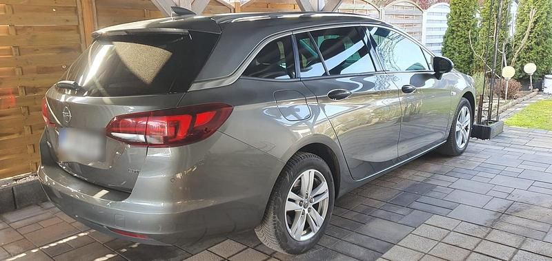 Second-hand Opel Astra Active 136 CP (100 kW) 2016 Gri Break
