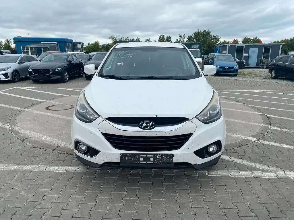 Gebraucht Hyundai ix35 Edition 135 PS (99 kW) 2015 Weiß SUV