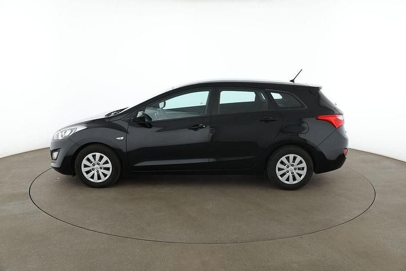 Gebraucht Hyundai i30 Classic 101 PS (74 kW) 2017 Schwarz Kombi