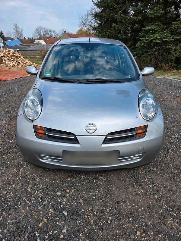 Gebraucht Nissan Micra 80 PS (58 kW) 2004 Silber Kleinwagen