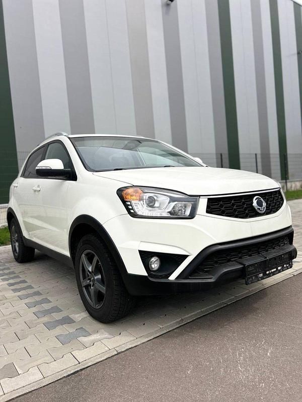 Weiß Gebraucht 2015 Ssangyong Korando SUV | 8.500 € - Bild 1/4