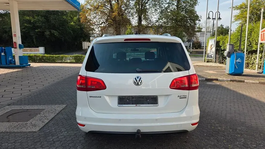 Gebraucht VW Sharan Highline 140 PS (102 kW) 2014 Weiß Van / Kleinbus