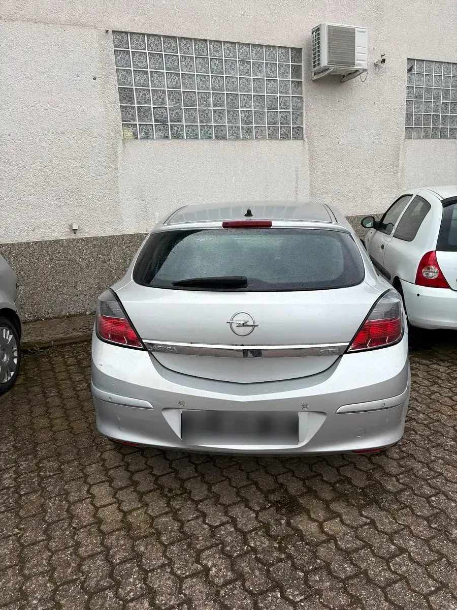 Gebraucht Opel Astra GTC 105 PS (77 kW) 2007 Grau Coupé