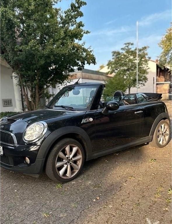 Schwarz Gebraucht 2010 Mini Cooper S Cabriolet Cabrio | 6.900 € (Guter Preis) - Bild 1/4