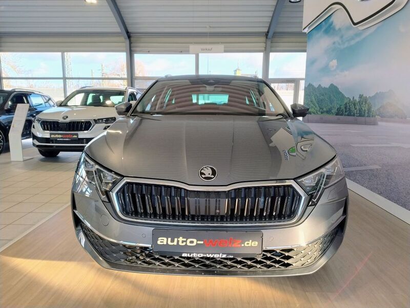 Grau Neu 2025 Skoda Octavia Tour Kombi | 41.980 € (Teuer) - Bild 1/4