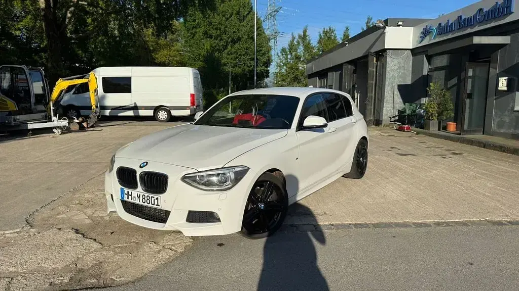 Gebraucht BMW 120 Performance 184 PS (135 kW) 2014 Weiß Kleinwagen