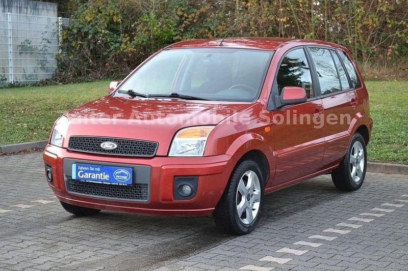 Gebraucht Ford Fusion Style 80 PS (58 kW) 2010 Orange Kleinwagen