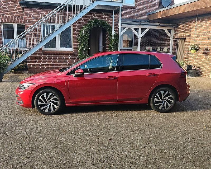 Gebraucht VW Golf VII 204 PS (150 kW) 2020 Rot Limousine