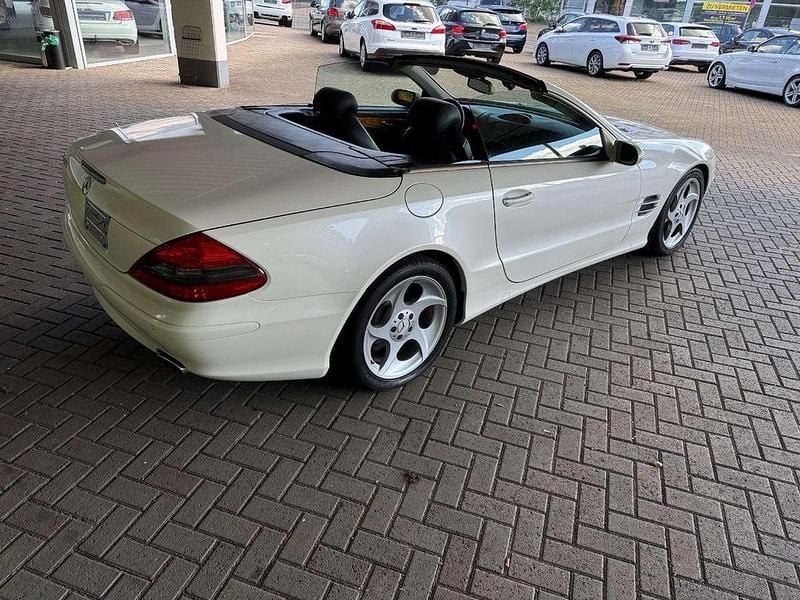 Gebraucht Mercedes SL350 245 PS (180 kW) 2006 Perlmutt weiß Cabrio