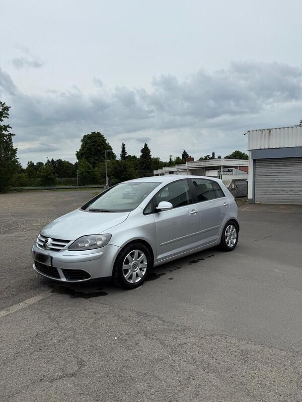 Silber Gebraucht 2005 VW Golf Plus Van / Kleinbus | 4.499 € (Fairer Preis) - Bild 1/4