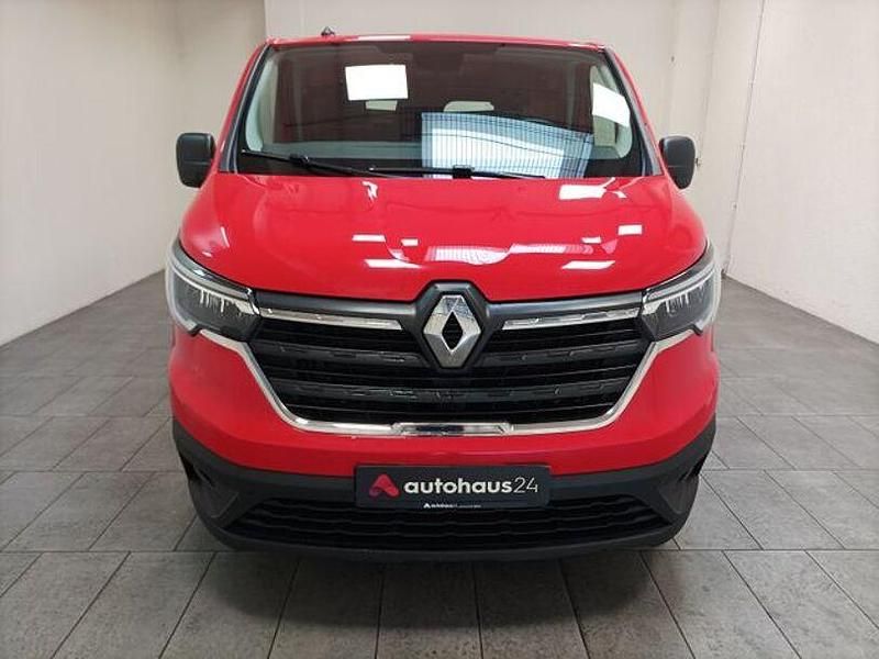 Gebraucht Renault Trafic Komfort 131 PS (96 kW) 2022 Rot Van / Kleinbus