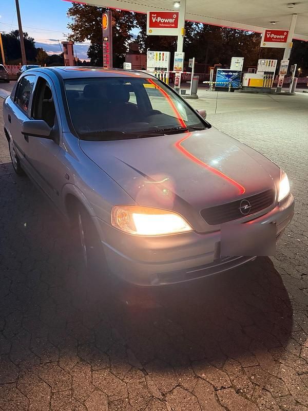 Silber Gebraucht 1998 Opel Astra Kleinwagen | 2.200 € (Fairer Preis) - Bild 1/4
