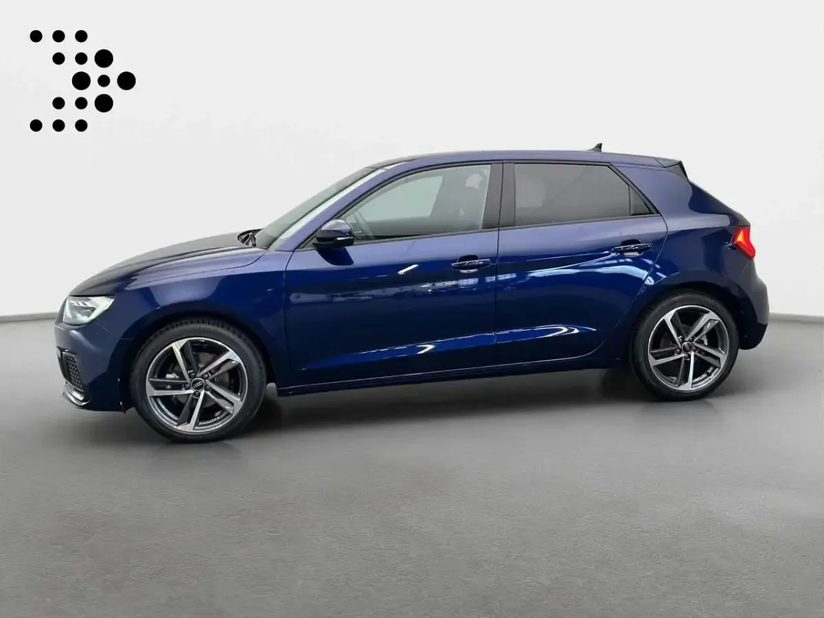 Gebraucht Audi A1 S-Line 150 PS (110 kW) 2025 Navarrablau metallic SUV