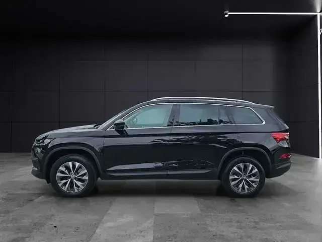 Gebraucht Skoda Kodiaq Style 150 PS (110 kW) 2024 Schwarzmagic perleffekt SUV