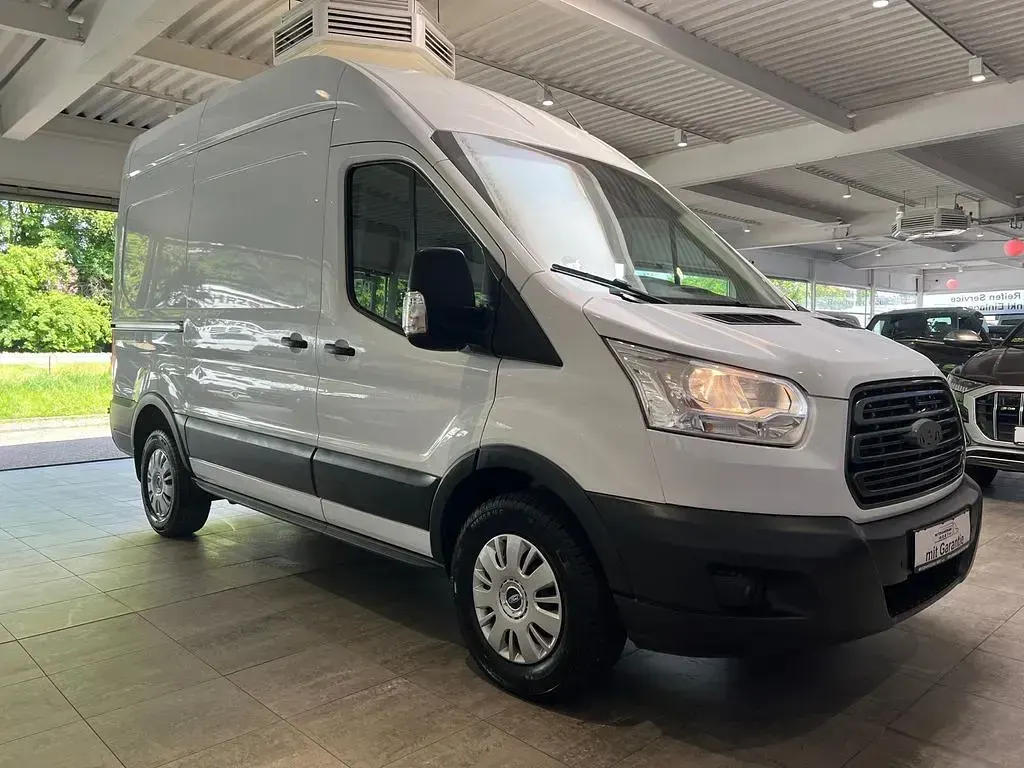 Używany Ford Transit 105 KM (77 kW) 2019 Biały Minivan