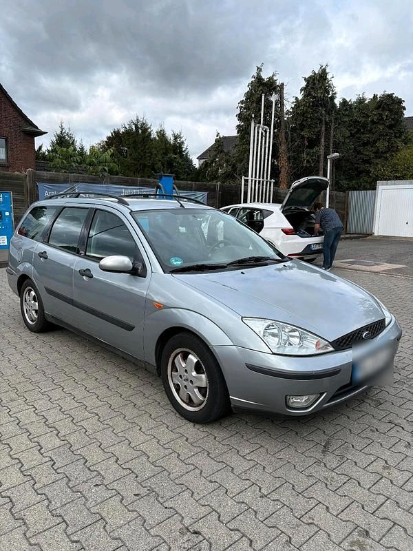 Gebraucht 2002 Ford Focus Kombi | 560 € (Guter Preis) - Bild 1/3