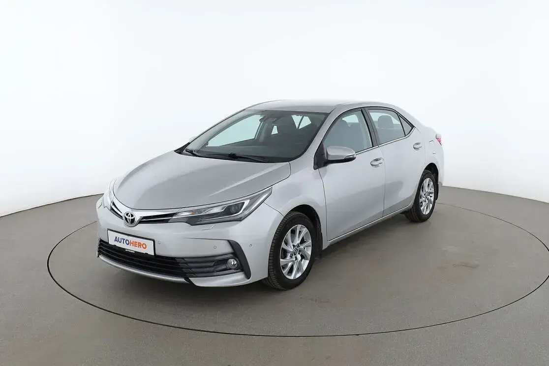 Gebraucht Toyota Corolla Edition 132 PS (97 kW) 2017 Limousine