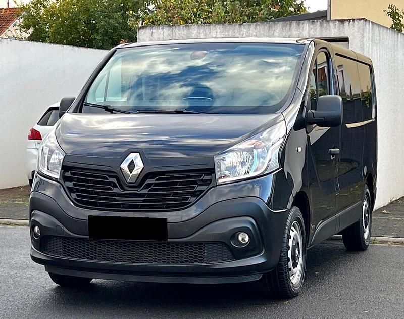 Schwarz Gebraucht 2019 Renault Trafic Van | 12.700 € (Superpreis) - Bild 1/4