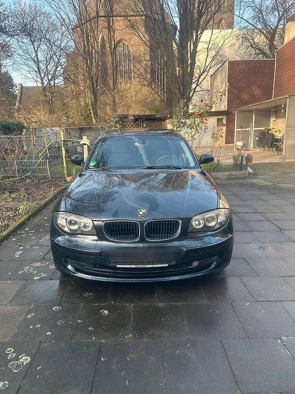 Schwarz Gebraucht 2007 BMW 118 Kleinwagen | 2.350 € (Superpreis) - Bild 1/4