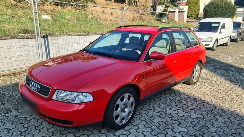 Gebraucht Audi A4 S-Line 165 PS (121 kW) 1998 Rot Kombi
