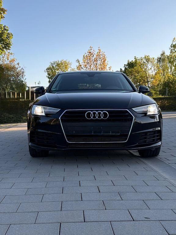 Schwarz Gebraucht 2016 Audi A4 Design Kombi | 12.799 € (Guter Preis) - Bild 1/4