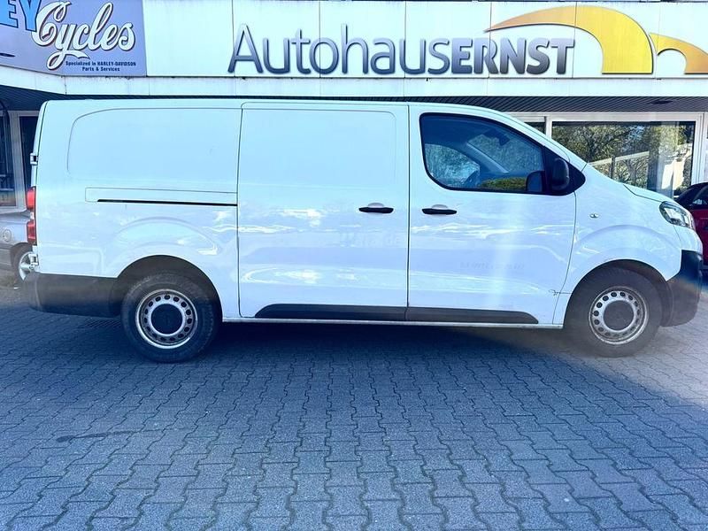 Gebraucht Opel Vivaro 144 PS (105 kW) 2023 Weiß Van / Kleinbus