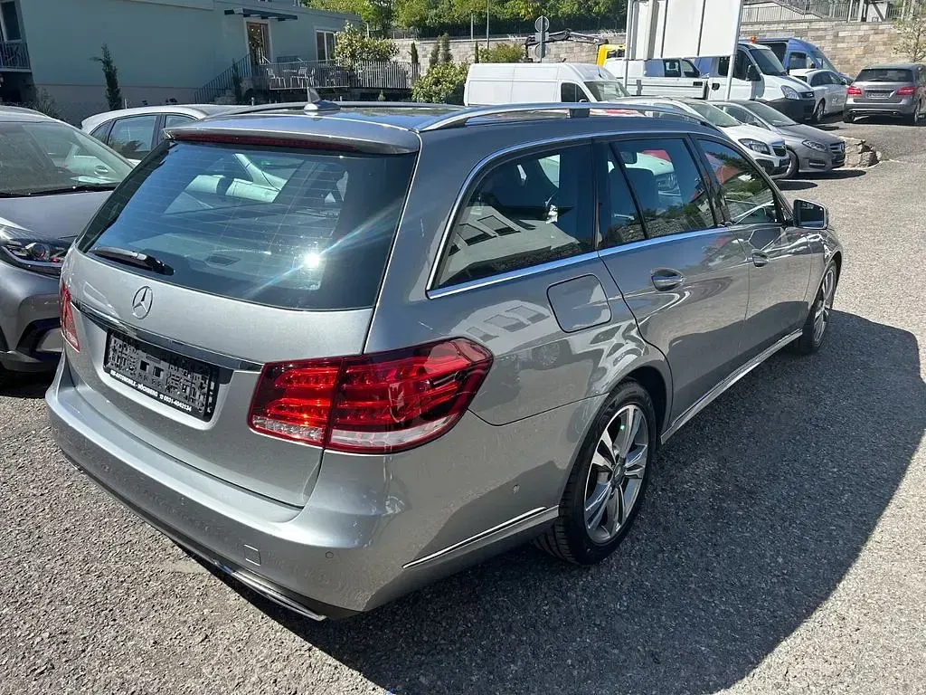 Second-hand Mercedes E220 170 CP (125 kW) 2013 Argintiu Break