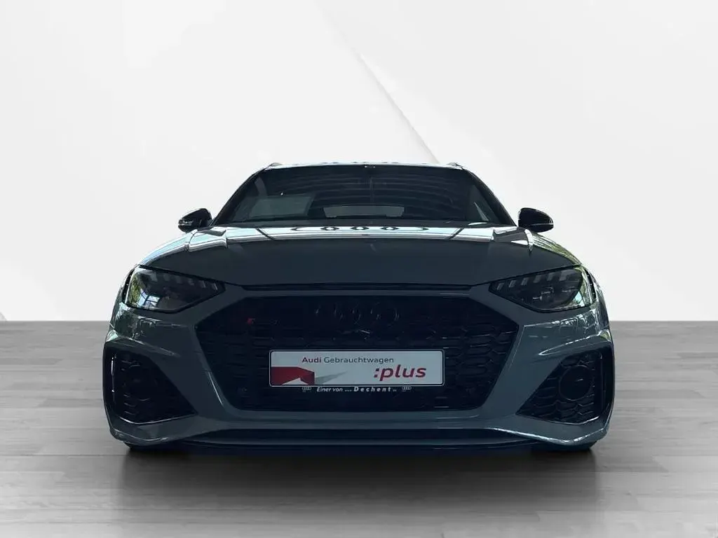 Gebraucht Audi RS4 Comfort 450 PS (330 kW) 2024 Nardograu Kombi