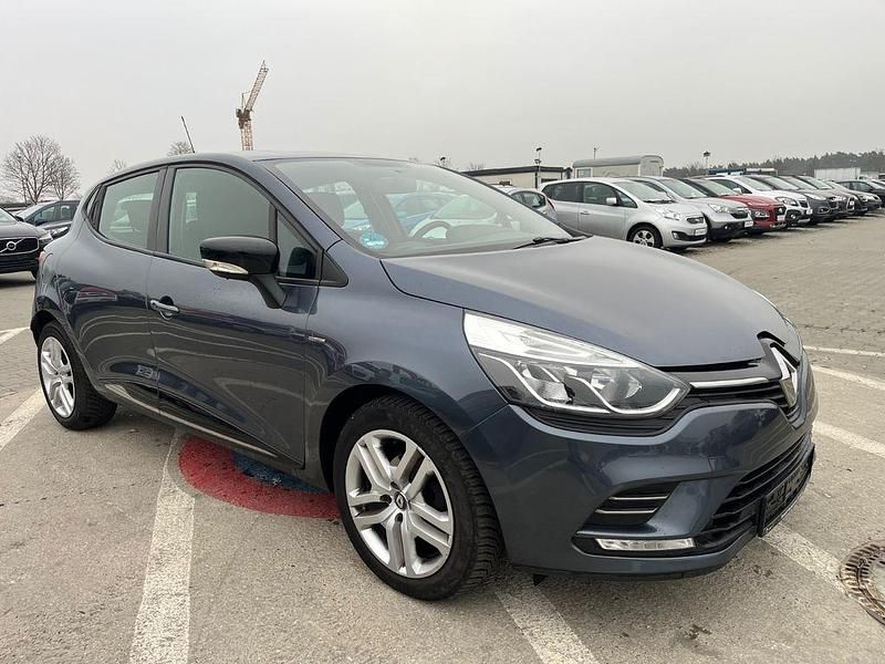 Gebraucht Renault Clio IV LIMITED 90 PS (66 kW) 2017 Grau Limousine