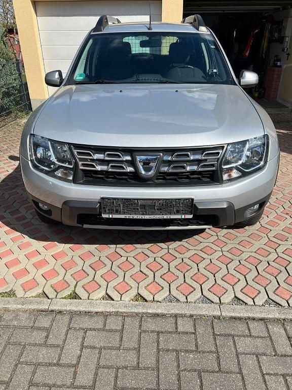 Second-hand Dacia Duster 125 CP (91 kW) 2014 Argintiu SUV