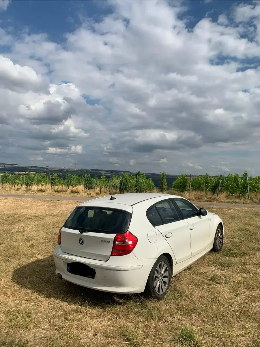 Gebraucht BMW 116 85 PS (62 kW) 2010 Weiß Kleinwagen