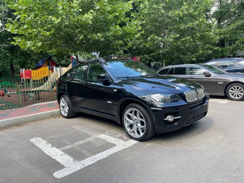Schwarz Gebraucht 2011 BMW ActiveHybrid X6 SUV | 18.000 € - Bild 1/4