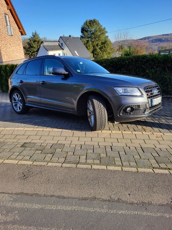 Grau Gebraucht 2015 Audi SQ5 Sport SUV | 19.000 € (Guter Preis) - Bild 1/4