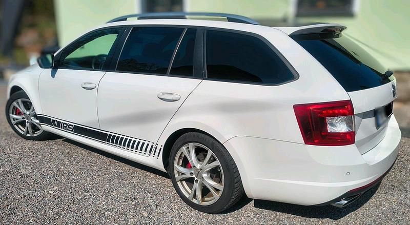 Gebraucht Skoda Octavia RS 220 PS (161 kW) 2013 Weiß Kombi