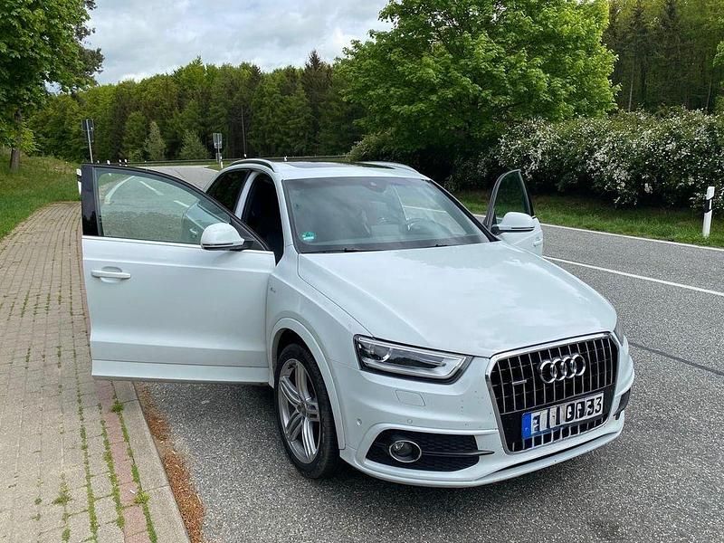 Weiß Gebraucht 2013 Audi Q3 Sport SUV | 15.700 € (Fairer Preis) - Bild 1/4