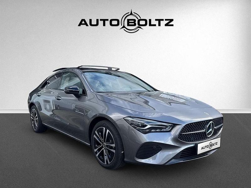 Gebraucht Mercedes CLA180 Advanced 136 PS (100 kW) 2023 Mountaingrau Limousine