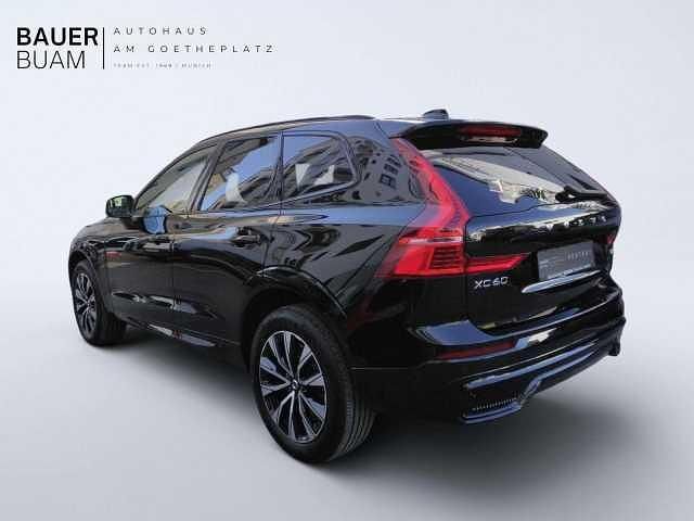Gebraucht Volvo XC60 145 PS (106 kW) 2022 SUV