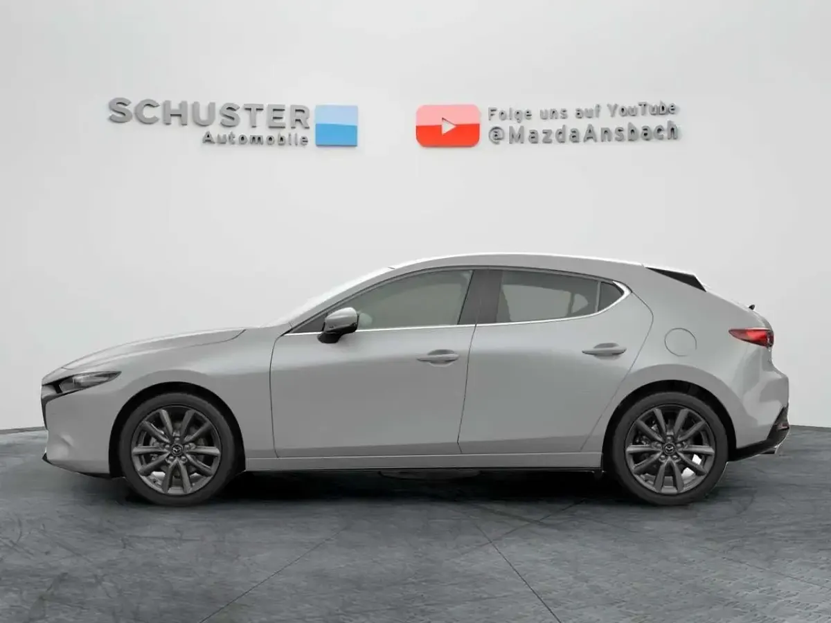 Neu Mazda 3 Takumi-Line 186 PS (136 kW) 2026 Grau Limousine