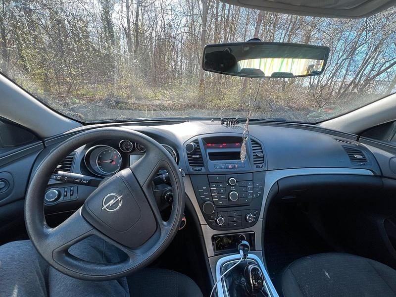 Usata Opel Insignia 2009 Verde Berlina