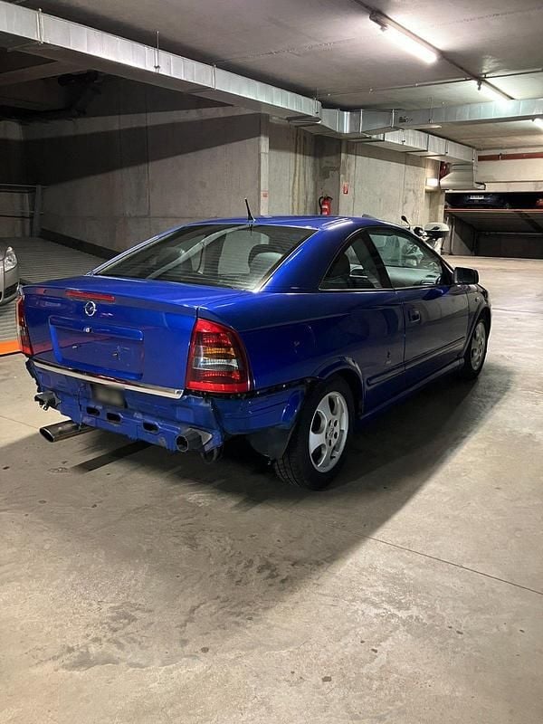 Gebraucht Opel Astra 125 PS (91 kW) 2002 Blau Coupé