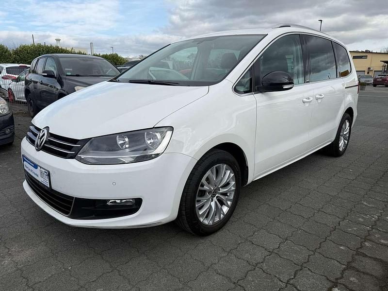 Gebraucht VW Sharan Style 140 PS (102 kW) 2012 Weiß Van / Kleinbus