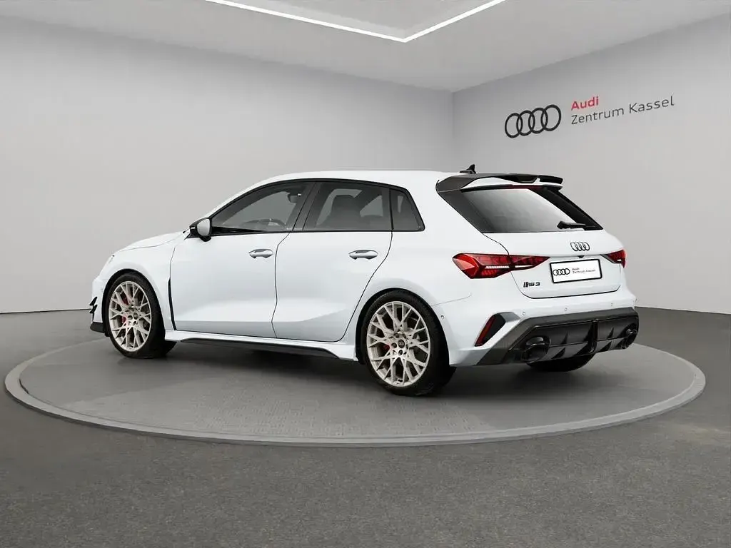 Neu Audi RS3 Competition 400 PS (294 kW) 2026 Weiß Limousine