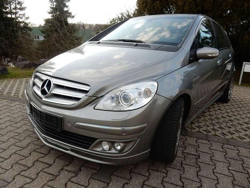 Gebraucht Mercedes E200 193 PS (141 kW) 2005 Kombi