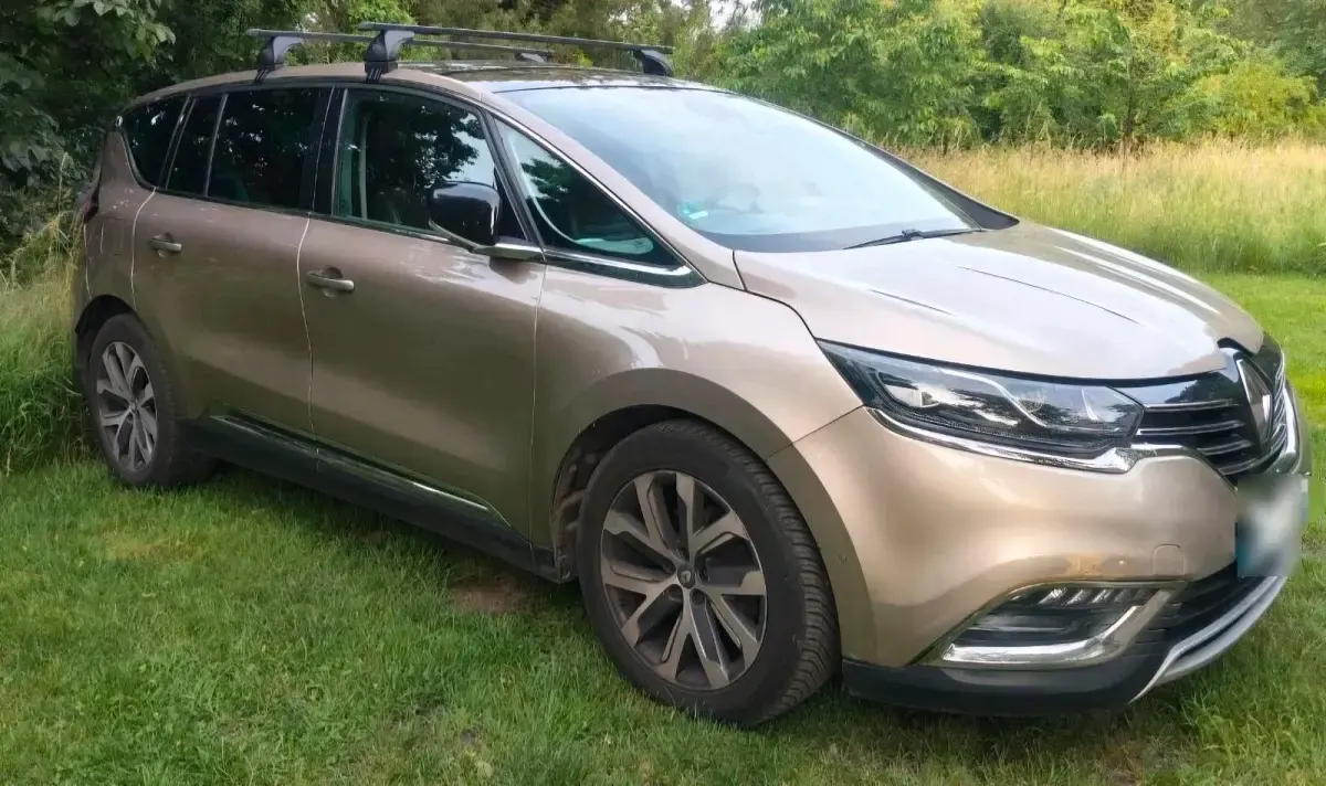 Gebraucht Renault Espace 160 PS (117 kW) 2015 Braun Van / Kleinbus