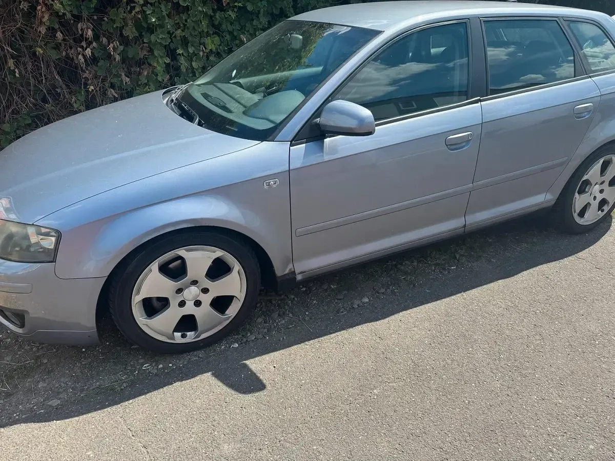 Gebraucht Audi A3 140 PS (102 kW) 2006 Silber Kleinwagen